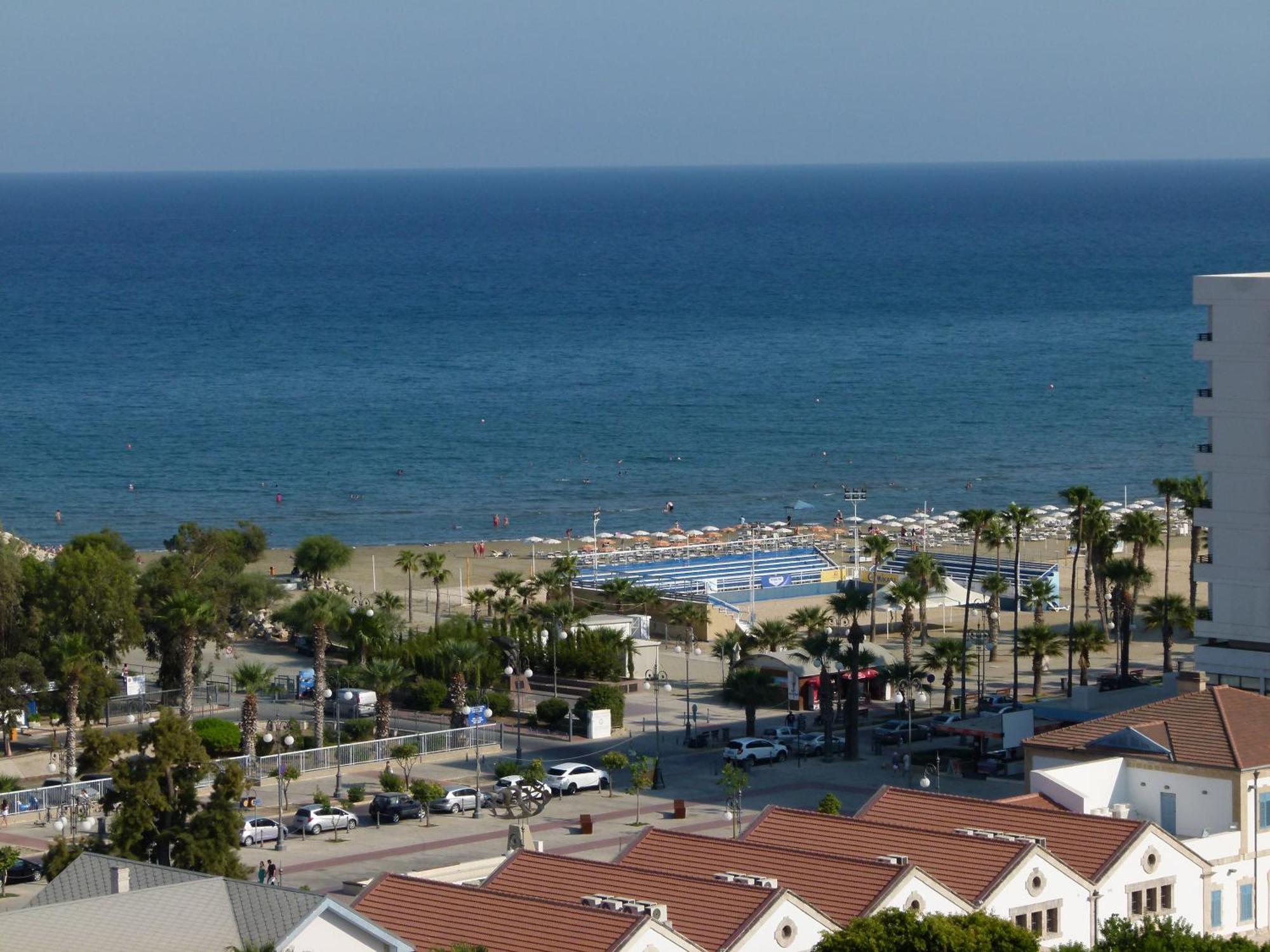 Aphrodite Heights Larnaca Bagian luar foto